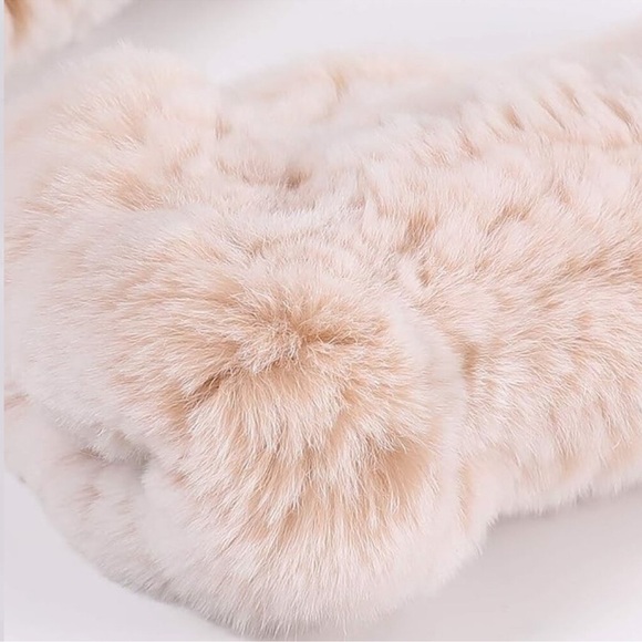 Women\'s Rabbit Fur Winter Mittens Knitted Fingerless Gloves Beige main image 2